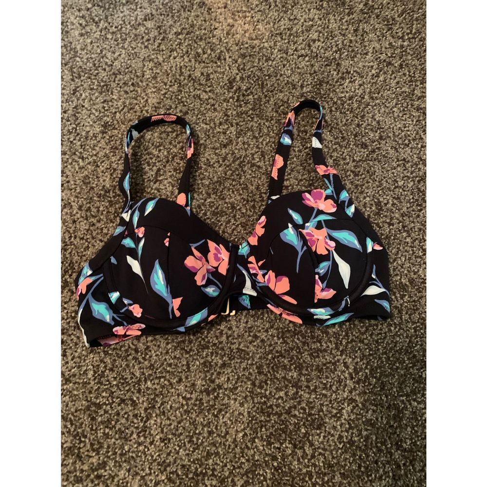 Lands End Bikini Top size 4D